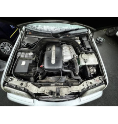 Aile avant gauche MERCEDES CLASSE C 202 Photo n°15