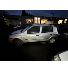 Compresseur clim RENAULT CLIO 2 Photo n°8