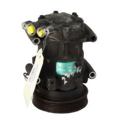 Compresseur clim RENAULT CLIO 2 Photo n°2