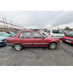 Calandre PEUGEOT 309 Photo n°7