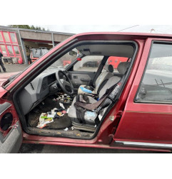 Calandre PEUGEOT 309 Photo n°13