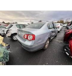 Feu arriere principal droit (feux) VOLKSWAGEN PASSAT 5 Photo n°8