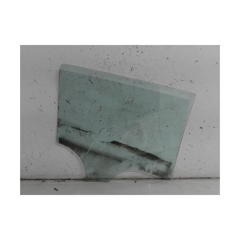 Vitre arriere gauche MAZDA 3 2