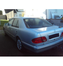 Feu arriere principal droit (feux) MERCEDES CLASSE E 210 Photo n°7