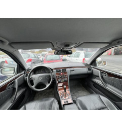 Retroviseur droit MERCEDES CLASSE E 210 Photo n°11