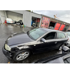 Renfort pare choc arriere (traverse) AUDI A3 2 Photo n°9