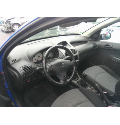 Compresseur clim PEUGEOT 206 Photo n°8