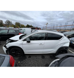 Attache ceinture arriere gauche DS DS4 1 Photo n°14