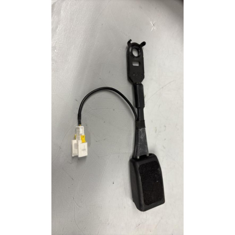 Attache ceinture avant droit DS DS4 1