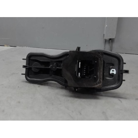 Platine feu arriere droit RENAULT SCENIC 2