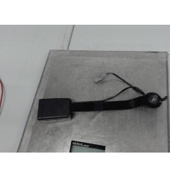 Attache ceinture avant droit RENAULT CLIO 4