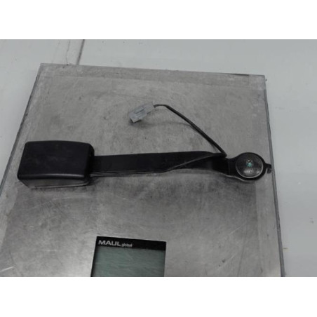 Attache ceinture avant droit RENAULT CLIO 4 Photo n°2