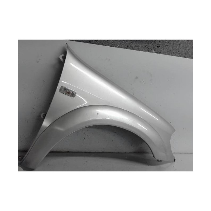 Aile avant droit MERCEDES CLASSE M 163