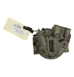Compresseur clim OPEL ASTRA J Photo n°5