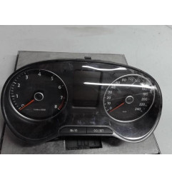 Compteur VOLKSWAGEN POLO 5 Photo n°1