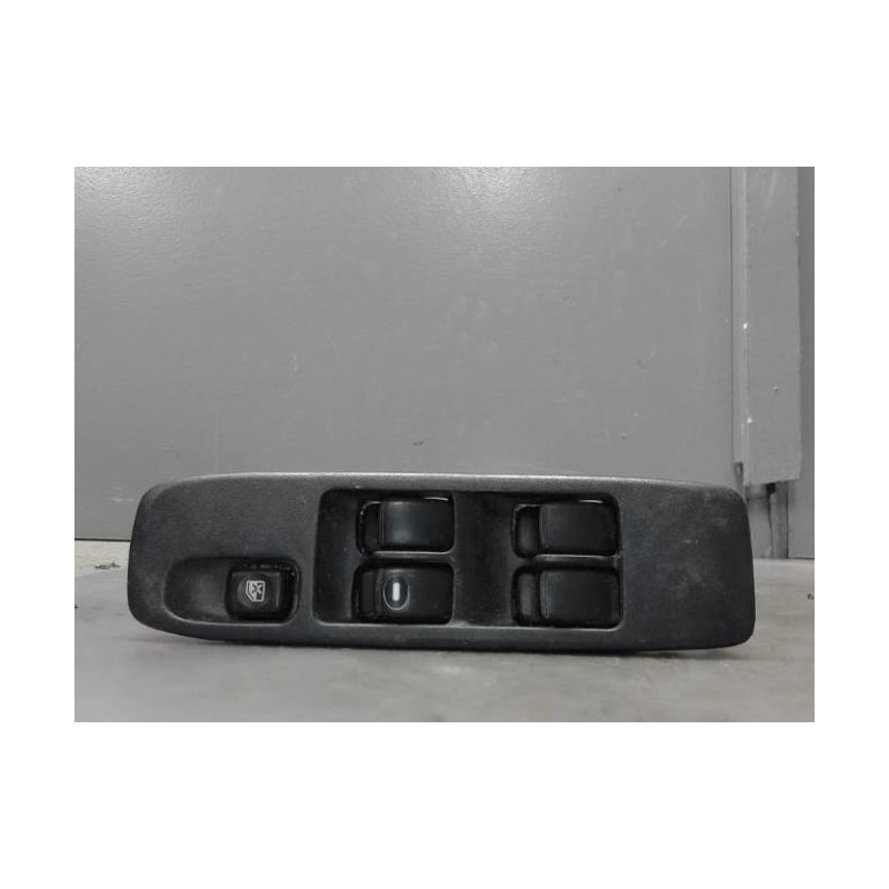 Interrupteur de leve vitre avant gauche MITSUBISHI PAJERO 3