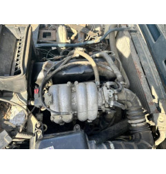 Attache ceinture avant gauche LADA NIVA Photo n°10