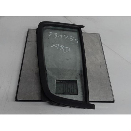 Custode arriere droit SUZUKI SWIFT 3