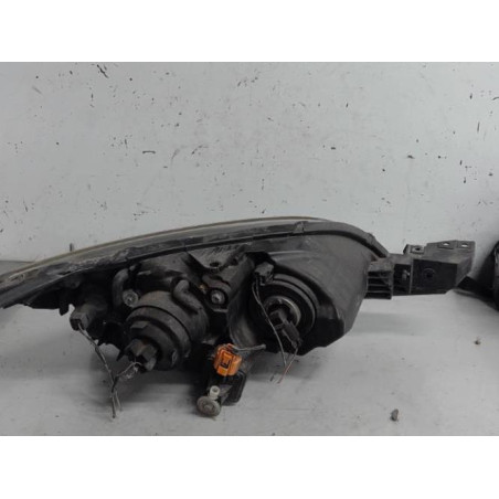 Optique avant principal gauche (feux)(phare) MAZDA 3 1