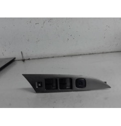 Interrupteur de leve vitre avant gauche MAZDA 3 1