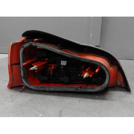 Feu arriere principal droit (feux) PEUGEOT 106 Photo n°1