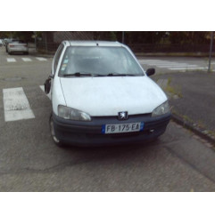 Feu arriere principal droit (feux) PEUGEOT 106 Photo n°3