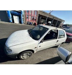 Feu arriere principal droit (feux) PEUGEOT 106 Photo n°11