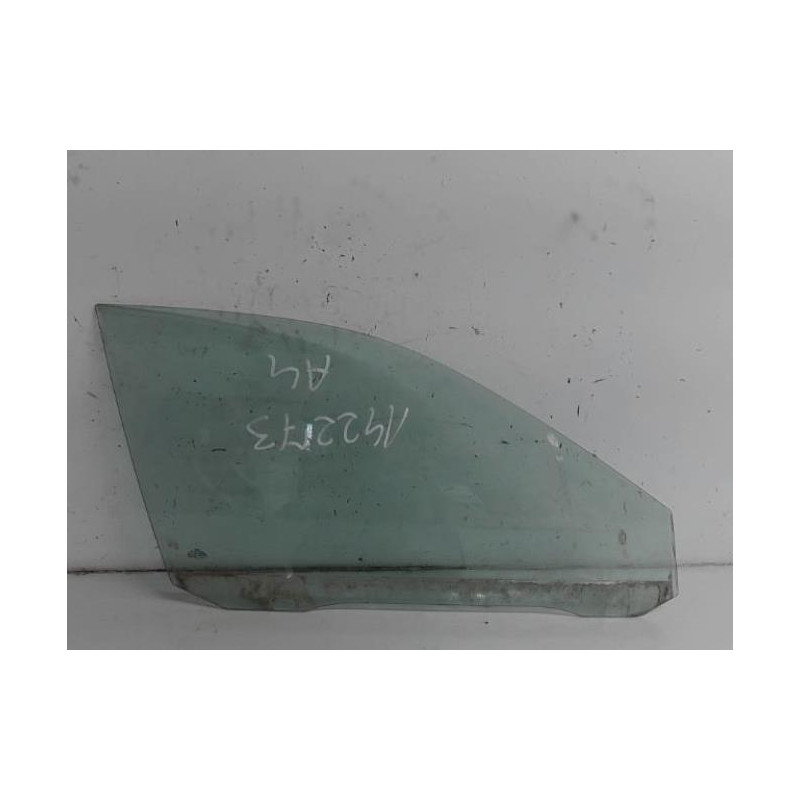 Vitre avant droit AUDI A4 1