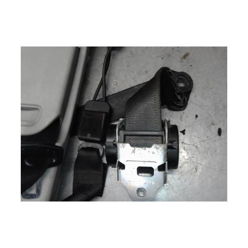 Ceinture avant gauche OPEL CORSA D