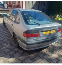 Compteur RENAULT LAGUNA 1 Photo n°7