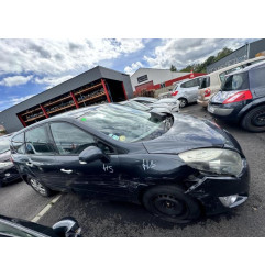 Ceinture arriere centrale RENAULT GRAND SCENIC 3 Photo n°8