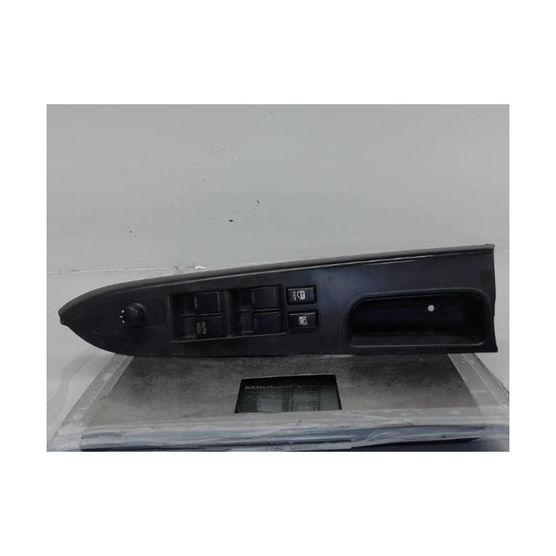 Interrupteur de leve vitre avant gauche SUZUKI SX4 1