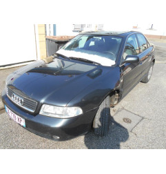 Vitre avant droit AUDI A4 1 Photo n°3