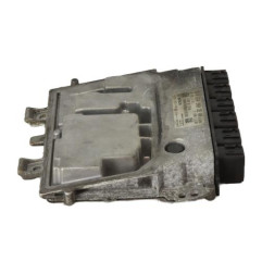 Calculateur moteur MERCEDES CLASSE C 205 Photo n°5