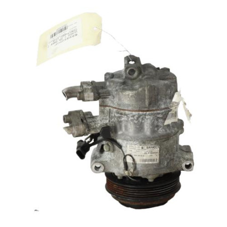 Compresseur clim MERCEDES CLASSE C 205 Photo n°1