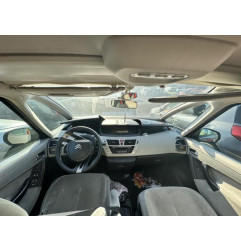 Couvercle de distribution CITROEN C4 PICASSO 1 Photo n°8