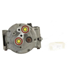 Compresseur clim FORD FOCUS 2 Photo n°5