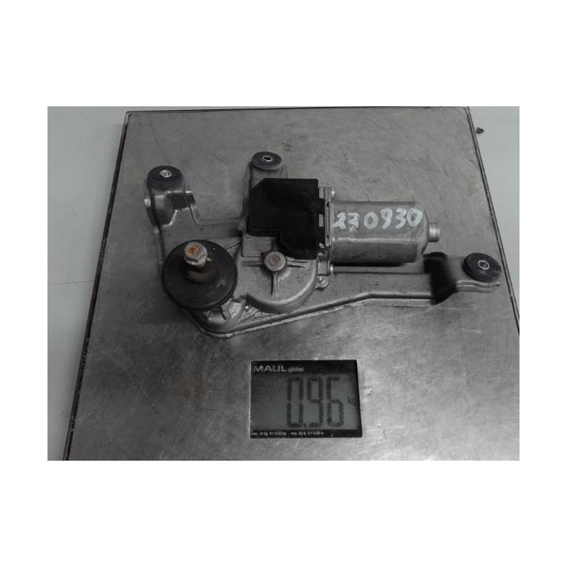 Moteur essuie glace arriere TOYOTA COROLLA VERSO 2