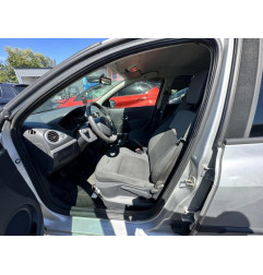 Vitre avant gauche RENAULT CLIO 3 Photo n°9