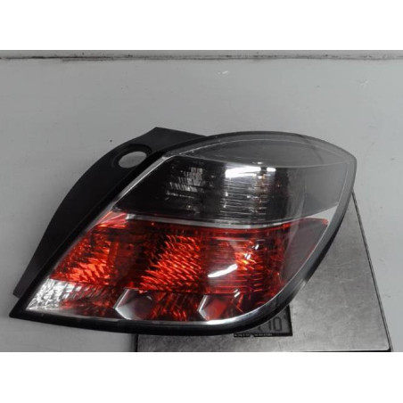 Feu arriere principal droit (feux) OPEL ASTRA H Photo n°1
