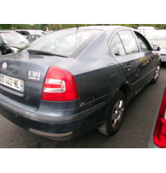 Optique avant principal gauche (feux)(phare) SKODA OCTAVIA 2 Photo n°10