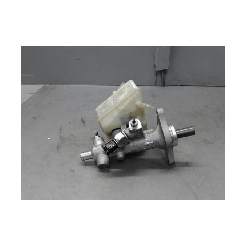 Maitre cylindre (freinage) MERCEDES CLASSE C 203