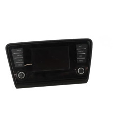 Ecran GPS SKODA OCTAVIA 3 Photo n°1