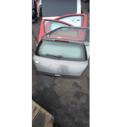 Malle/Hayon arriere SUZUKI SWIFT 3 Photo n°1