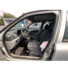 Feu arriere principal droit (feux) RENAULT CLIO 2 Photo n°12