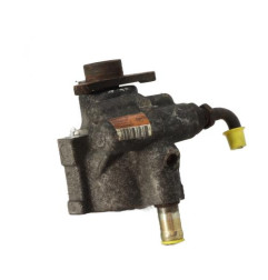 Pompe de direction TOYOTA YARIS 2 Photo n°3