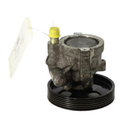 Pompe de direction RENAULT LAGUNA 2 Photo n°4