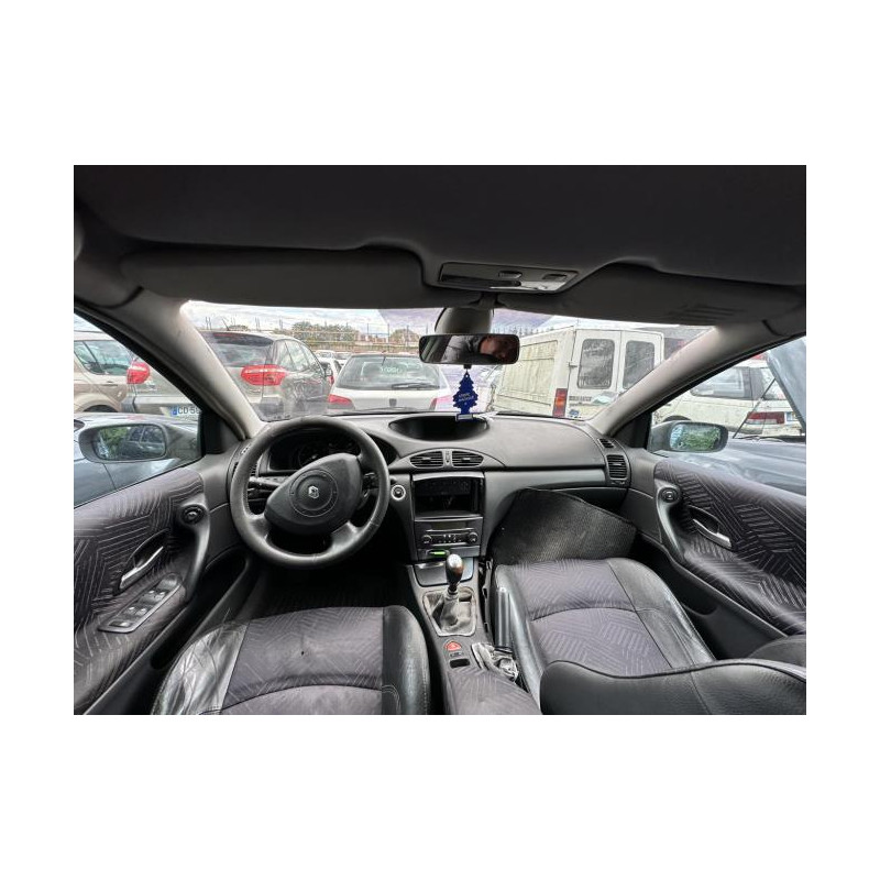 Pompe de direction RENAULT LAGUNA 2