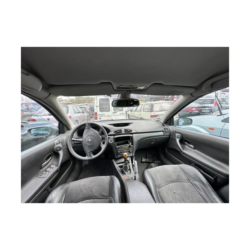 Pompe de direction RENAULT LAGUNA 2