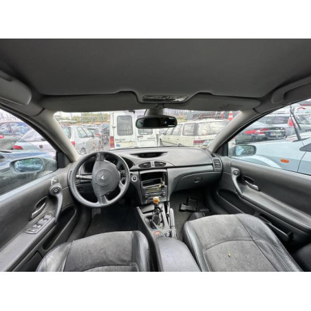Pompe de direction RENAULT LAGUNA 2